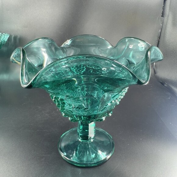 Westmoreland Laurel Green Paneled Grape Pedestal Compote Bowl Dish W Sticker VTG - Picture 12 of 14